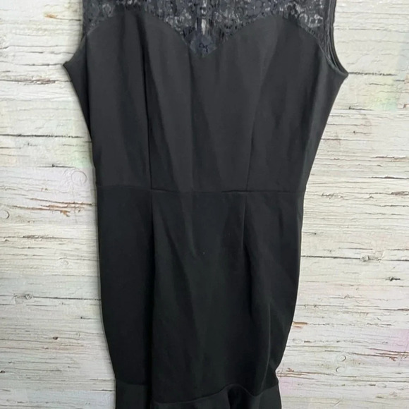Erin by Erin fetherston black ruffle lace dress size 2 - Picture 10 of 10